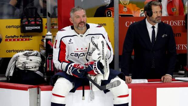 В США собрали статую Овечкина из маршмеллоу