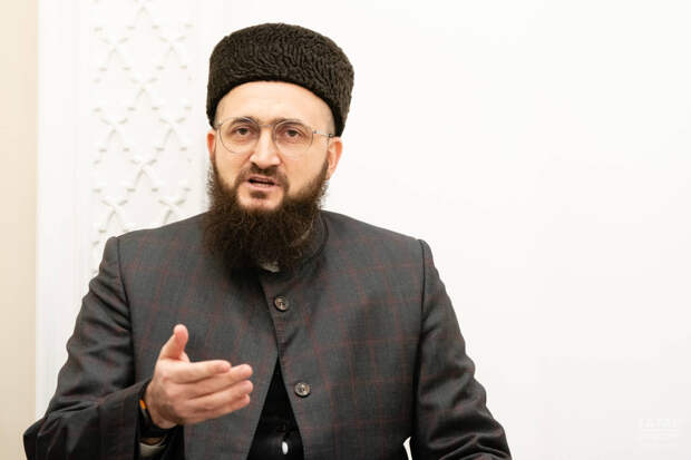 Муфтий РТ объяснил, почему мусульманам желательно давать садака в пятницу