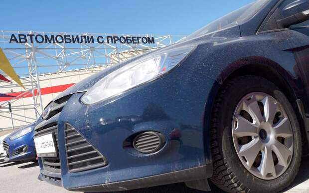 Названы популярные в России машины до 1 млн рублей с пробегом