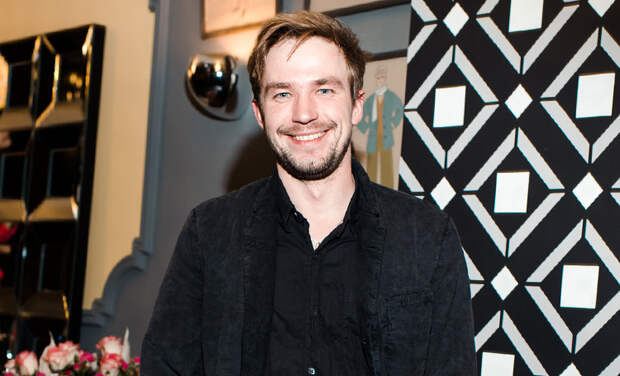 Александр Петров, Дарья Мельникова, Елизавета Боярская и другие российские актеры сняли клип о самоизоляции