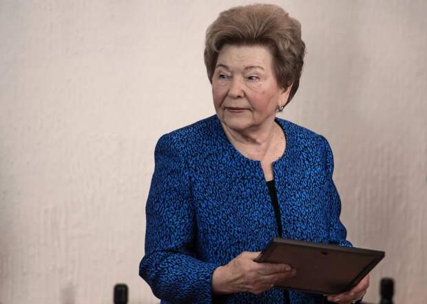 Путин поздравил вдову первого президента РФ Наину Ельцину с днем рождения