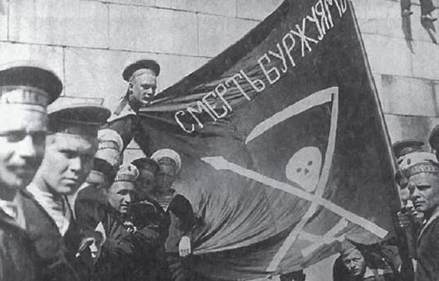 Моряки с флагом самопровозглашенной республики / Фото: zefirka.net