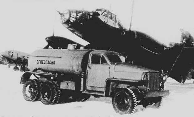 Топливозаправщик на базе грузовика американского производства Студебеккер US6. аэродром, аэропорт, спецтехника, техника