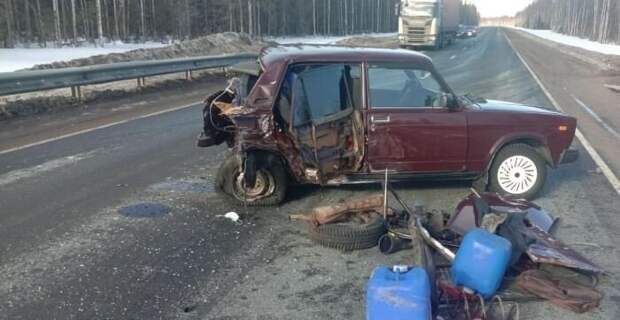 Авария дня. ДТП при обгоне в Архангельской области
