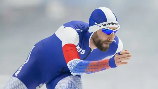 Конькобежец Румянцев завоевал серебро на этапе КМ в Норвегии