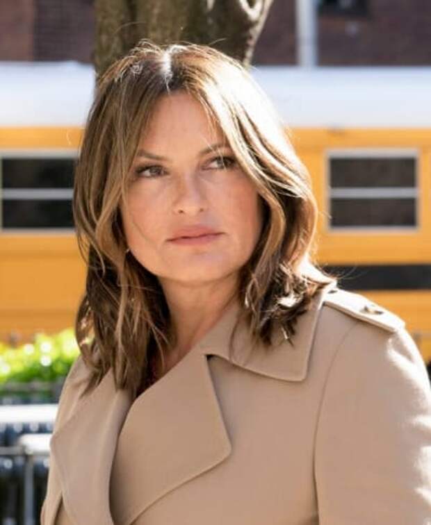 At a School - Law & Order: SVU Season 20 Episode 24