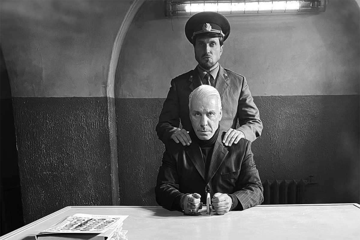 Лидер Rammstein опубликовал отрывок нового клипа с Реввой
