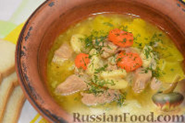 Фото к рецепту: Тушеный гуляш с овощами