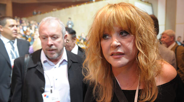 Раскрыто имя человека, который финансирует уехавших в Израиль Пугачеву и Макаревича*