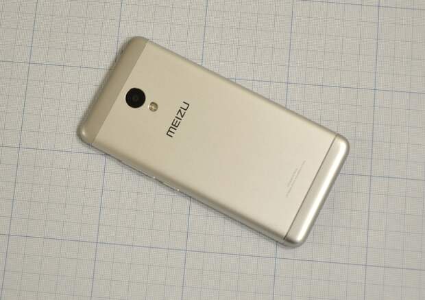 Meizu M3s mini сзади