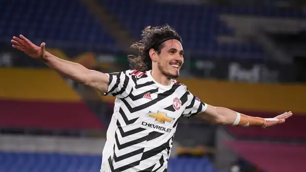 Кавани продлил контракт с МЮ ещё на один сезон