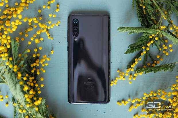 12 Гбайт ОЗУ и накопитель на 512 Гбайт: у Xiaomi Mi 9 может появиться Pro-версия