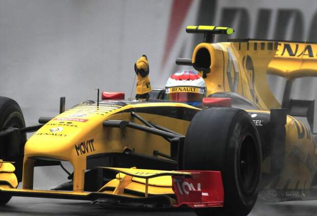 С днём рождения, Виталий Петров!