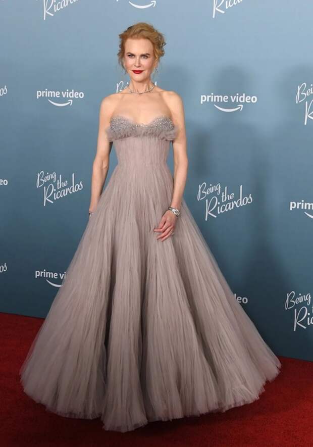 JTM4bEUQXWE (490x700, 95Kb)