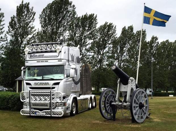 Грузовик Scania V8 и его служба в Вооруженных Силах scania, грузовик, швеция