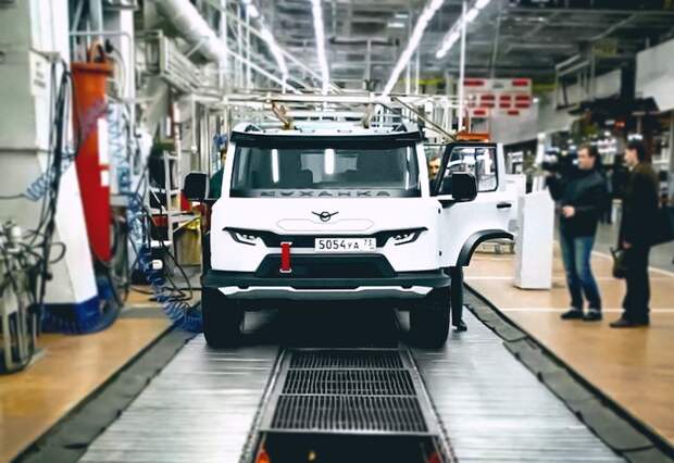 Представлен новый дизайн УАЗ-452 «Буханка» Представлен новый дизайн УАЗ-452 «Буханка»