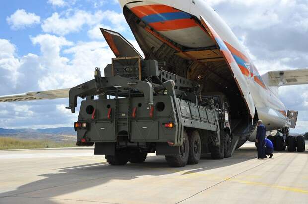 Russian Ilyushin Il-76, carrying the first batch of equipment of S-400 missile defense system, arrives at Murted Air Base in Ankara, Turkey on July 12, 2019.