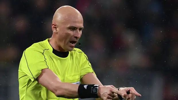 Российский арбитр будет работать на матче «Валенсия» — «Арсенал» в полуфинале ЛЕ