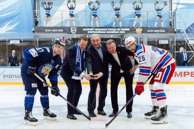 Владислав Третьяк открыл финальный матч регулярного сезона ВХЛ в Рязани