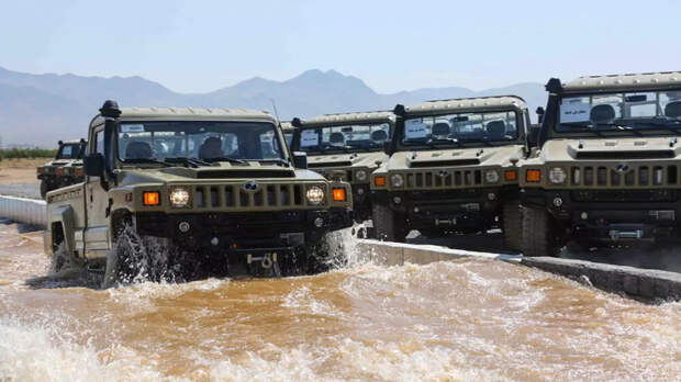 В России появится уникальный внедорожник – «иранский Hummer», которому приписывают агрегаты Toyota Land Cruiser 200 и 4,5-литровый двигатель V8