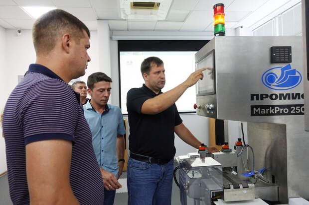 Маркировка лекарств и БАД на производстве: отечественное оборудование для нанесения 2D-кода