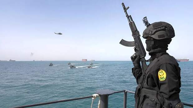 Разведка США считает, что Иран в ближайшее время продолжит блокировать Ормуз