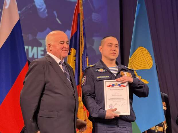 Орден Кутузова на знамени гвардейцев: 1065-й артиллерийский полк удостоен высокой государственной награды за героизм в СВО