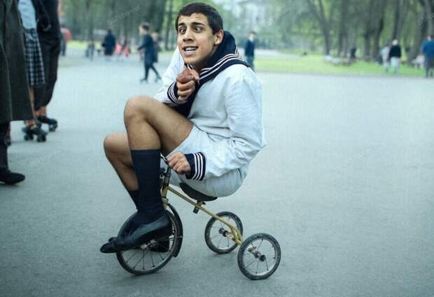 Интересная фотоподборка известных личностей СССР и мира в детстве и юности