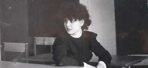 16 летняя школьница, 1988 г. Фото: автора.