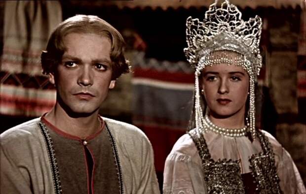 Кадр из фильма «Каменный цветок» (1949)