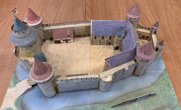 Замок, с которого начиналось Средневековье