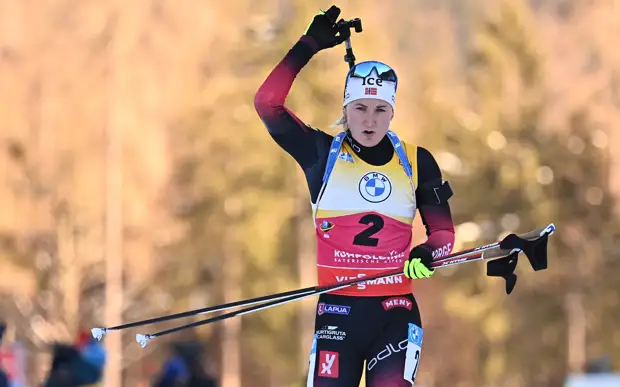 Норвежка Олсбю-Ройселанн досрочно победила в Кубке мира по биатлону