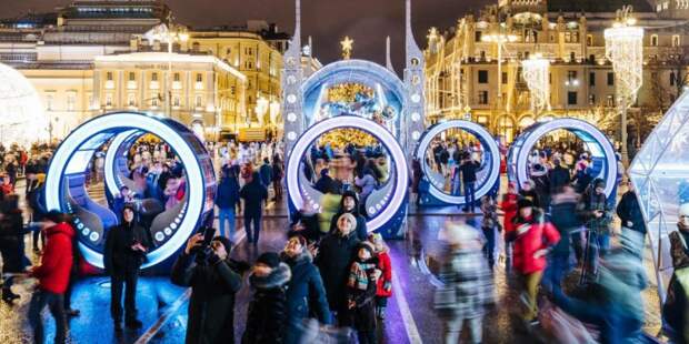 В новогодних гуляньях в столице поучаствовали 2,7 млн человек. Фото: mos.ru