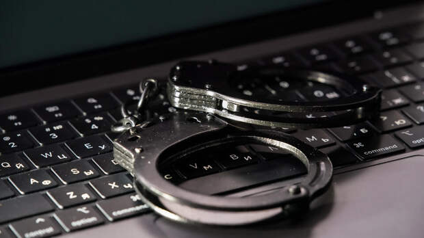 Учительница совратила 12-летнего школьника и родила от него ребенка