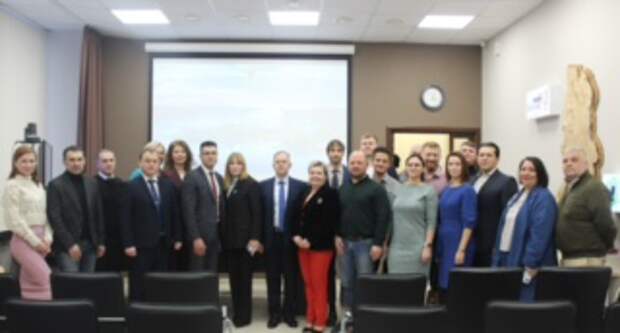 Бизнес-омбудсмен Елена Гнетова встретилась с делегацией из Сахалинской области