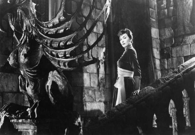 Кадр из фильма «Вампиры» (1957)