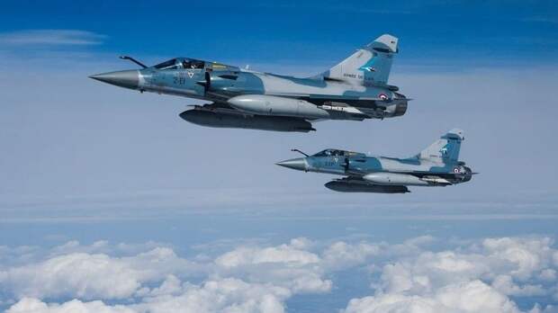 Франция передаст Украине истребители Mirage 2000, но они могут оказаться бесполезными