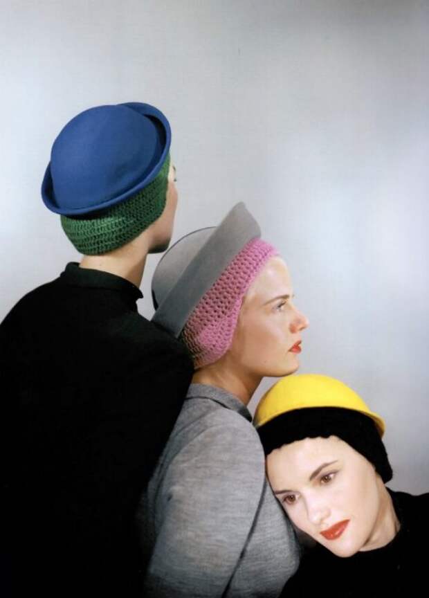 Фотография: На грани сюрреализма: потрясающие фотографии Эрвина Блюменфельда, сделанные в 1940-х годах №15 - BigPicture.ru