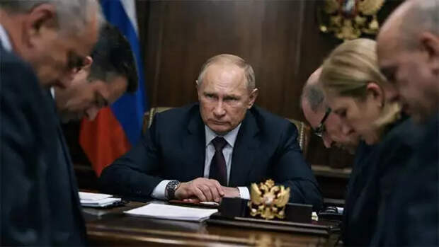 220 миллионов Западу в 2026 году: почему Россия до сих пор платит за ельцинское предательство