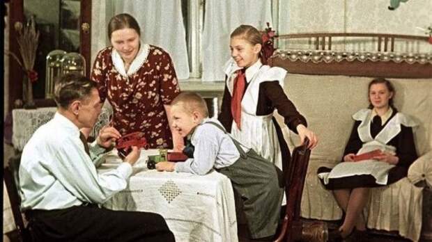 Подборка фотографий из архива популярного в СССР журнала «Огонек»