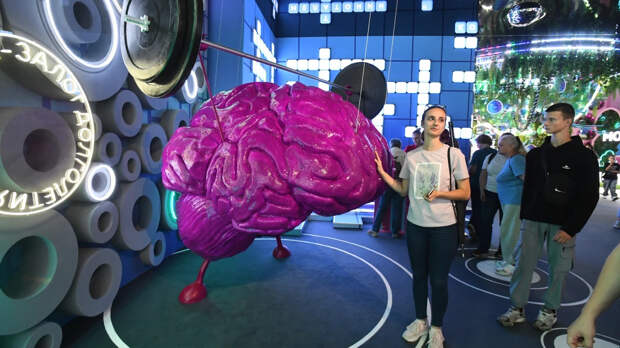 Ученый из Германии представил теорию о "универсальной энергии" сознания