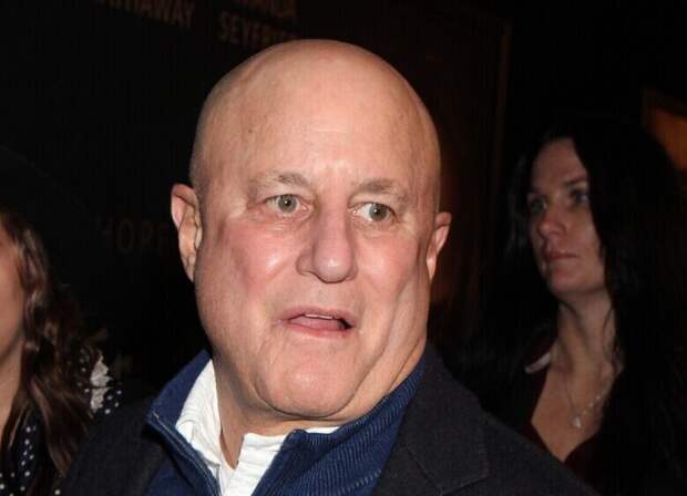 Умер 15-летний сын миллиардера Перельмана: что случилось с подростком