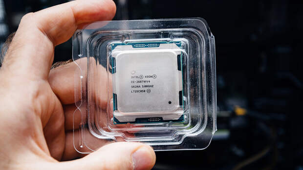 В Intel на конференции Credit Suisse рассказали, откуда возьмут $30 млрд на новый завод