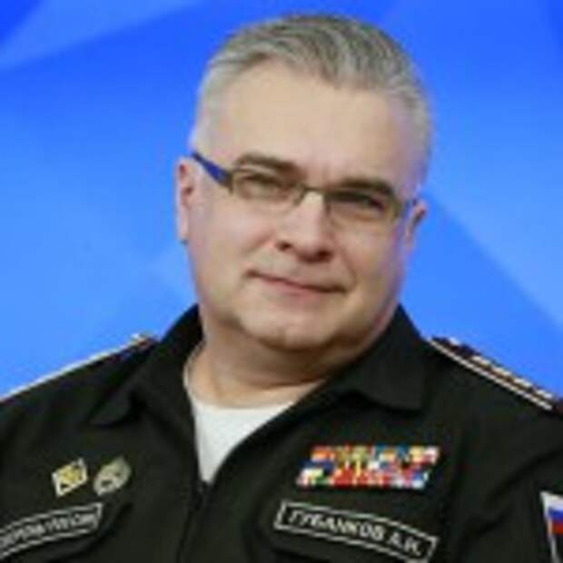 2812837 24.03.2016 Начальник Управления культуры Министерства обороны РФ Антон Губанков на творческой встрече, приуроченной к выходу новой программы Дважды Краснознаменного Академического ансамбля песни и пляски Российской Армии имени А.В. Александрова "Хиты The Beatles и Queen", в Международном мультимедийном пресс-центре МИА "Россия сегодня". Александр Натрускин/РИА Новости