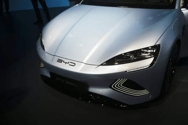 Китайский автопроизводитель BYD замедлил производство из-за падения спроса