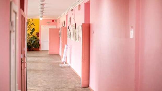 «Я хочу, чтобы её уволили с позором»: жительница Тулы рассказала, как учитель унижала ее дочь при всем классе