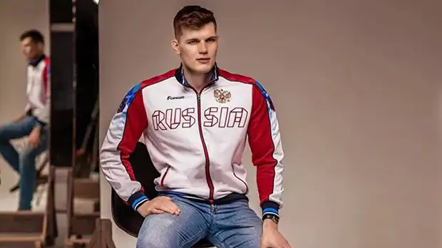 Скончался российский конькобежец Захаров