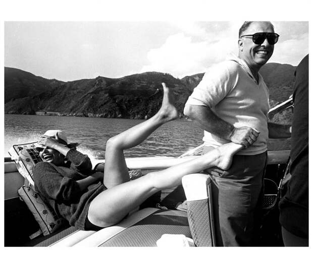 Sophia-Loren-and-Carlo-Ponti-Photo-Pierluigi-Praturlon-768x660.jpg