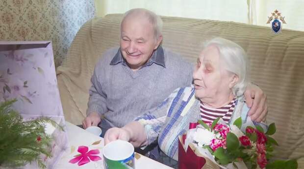 Пожилой паре из Ленобласти со сгоревшим жильем дали двухкомнатную квартиру