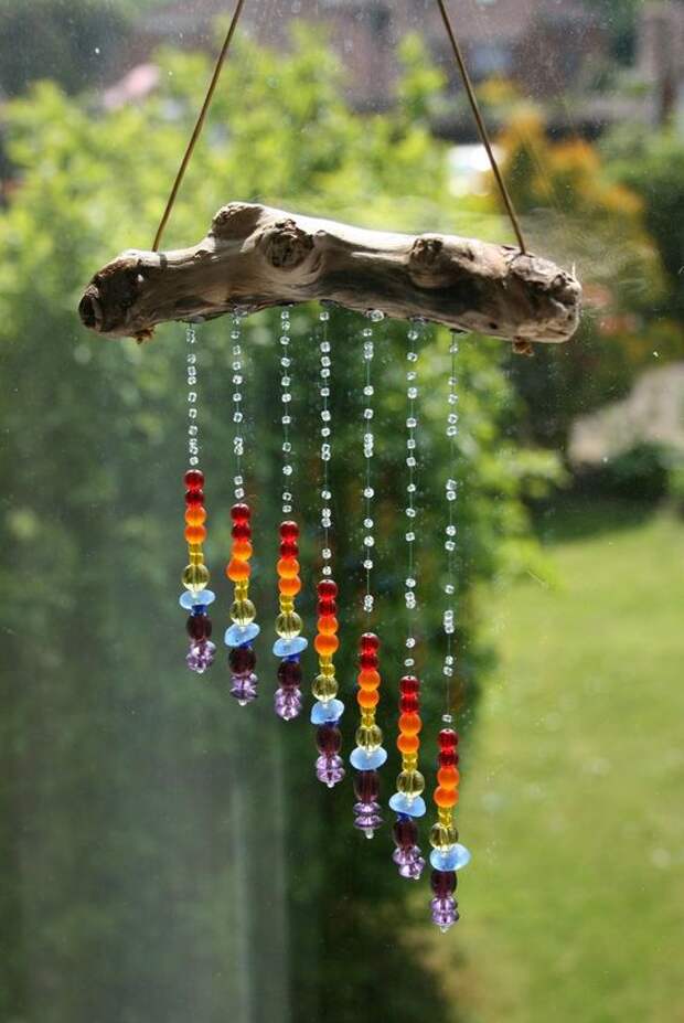 Sonnenfänger basteln - aus Treibholz und Glas Regenbogen Perlen - DIY Gartenidee *** DIY Driftwood and glass rainbow sun catcher